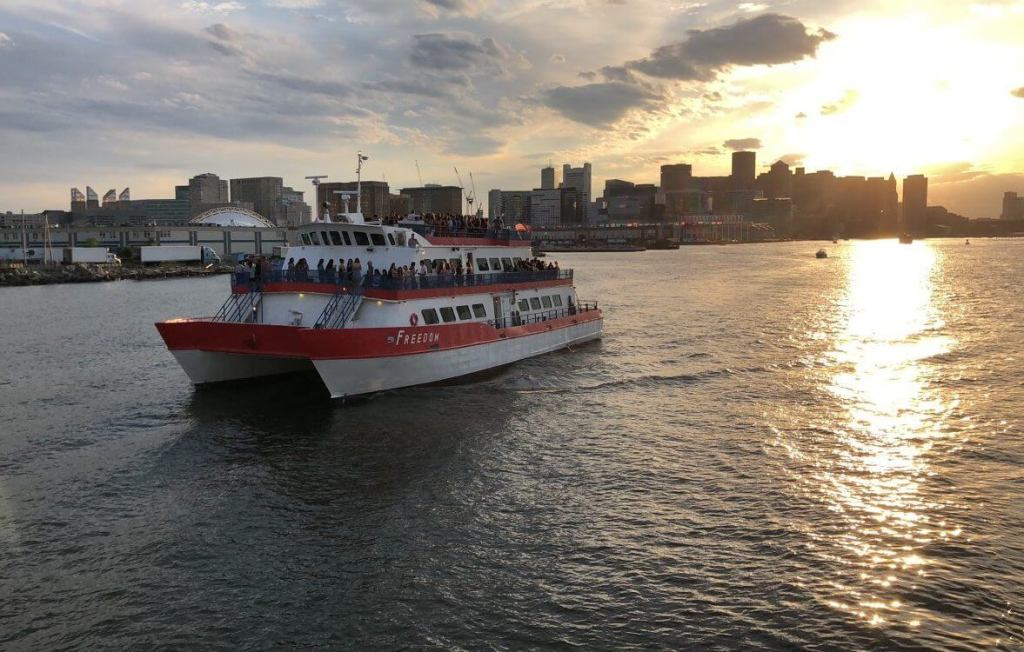 Best Boston Harbor Cruise&nbsp;Night