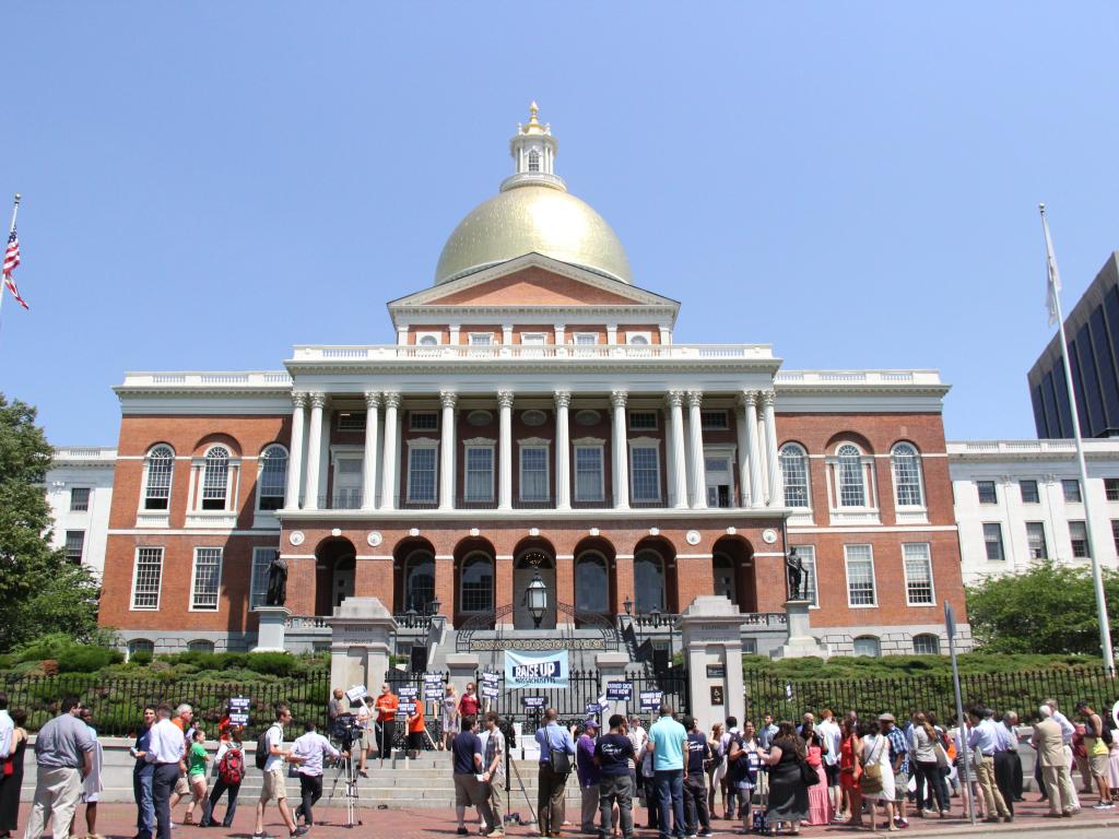 18+ 3 Day Tour From Boston To Niagara Falls Package