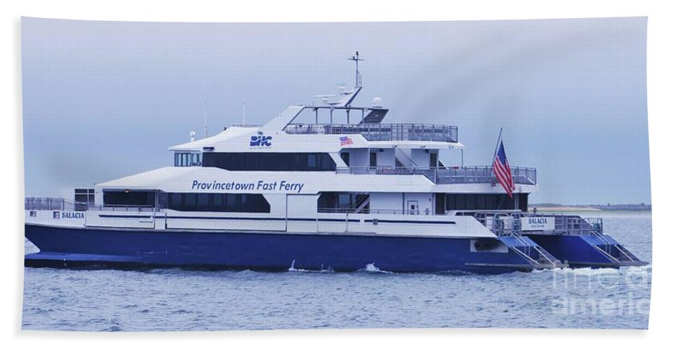 Exploring Boston Harbor Cruises Salacia&nbsp;Packages