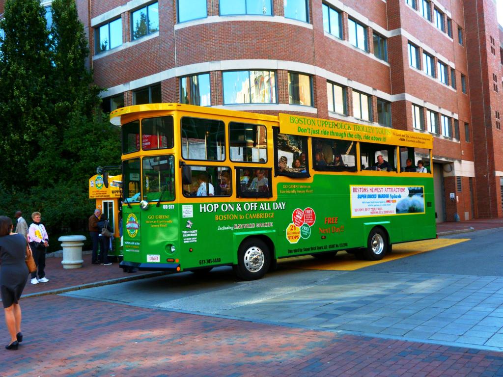 Hop On Hop Off Tour Of Boston&nbsp;Package