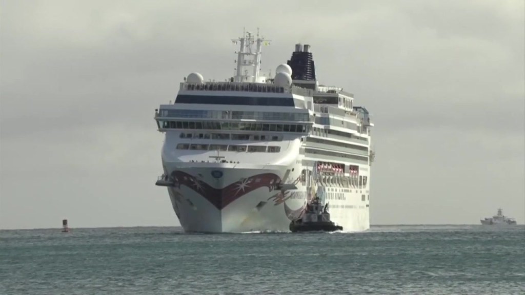 13+ Boston Day&nbsp;Cruise