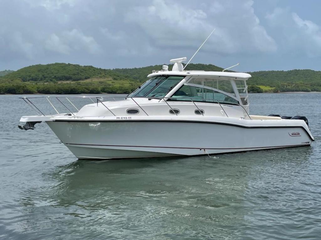 Boston Whaler Cabin Cruiser&nbsp;Packages
